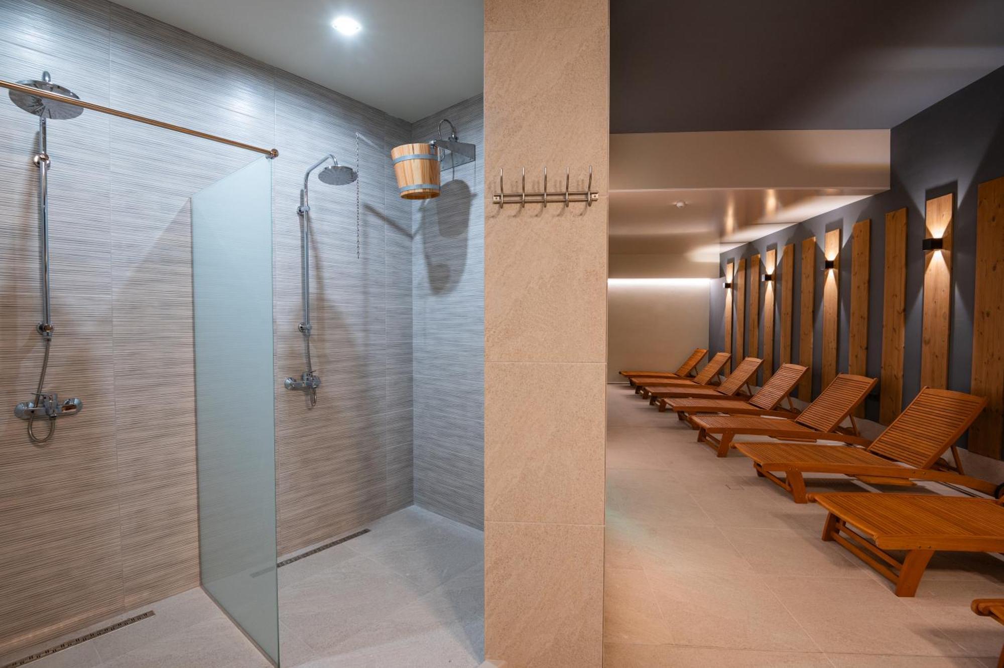 Hotel Samara With Relax Area Balchik Esterno foto